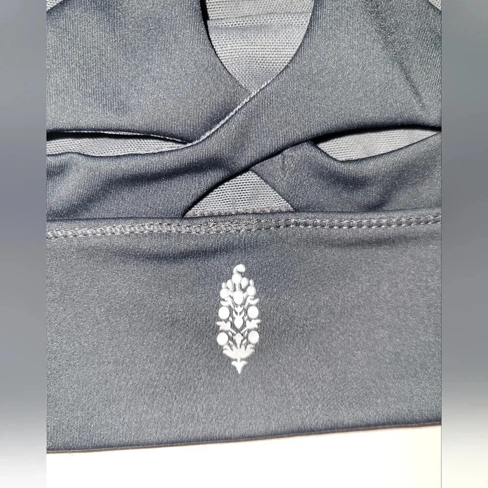 Free People Movement In Your Corner Sports Bra Size X Small Gray - Picture 3 of 5